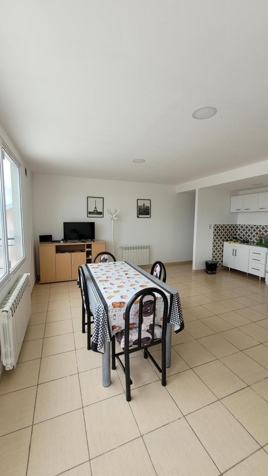 Myr Apartment *